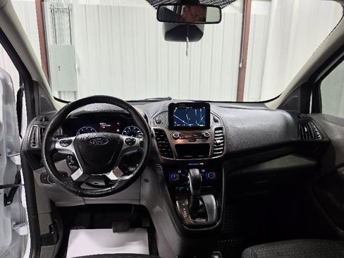 Used 2020 Ford Transit Connect XLT FWD image 12