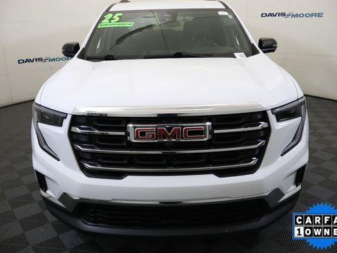 Used 2025 GMC Acadia Elevation AWD/4WD image 14