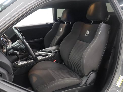 Used 2019 Dodge Challenger R/T Scat Pack RWD image 18