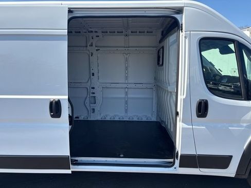 New 2026 RAM ProMaster 2500 FWD image 18