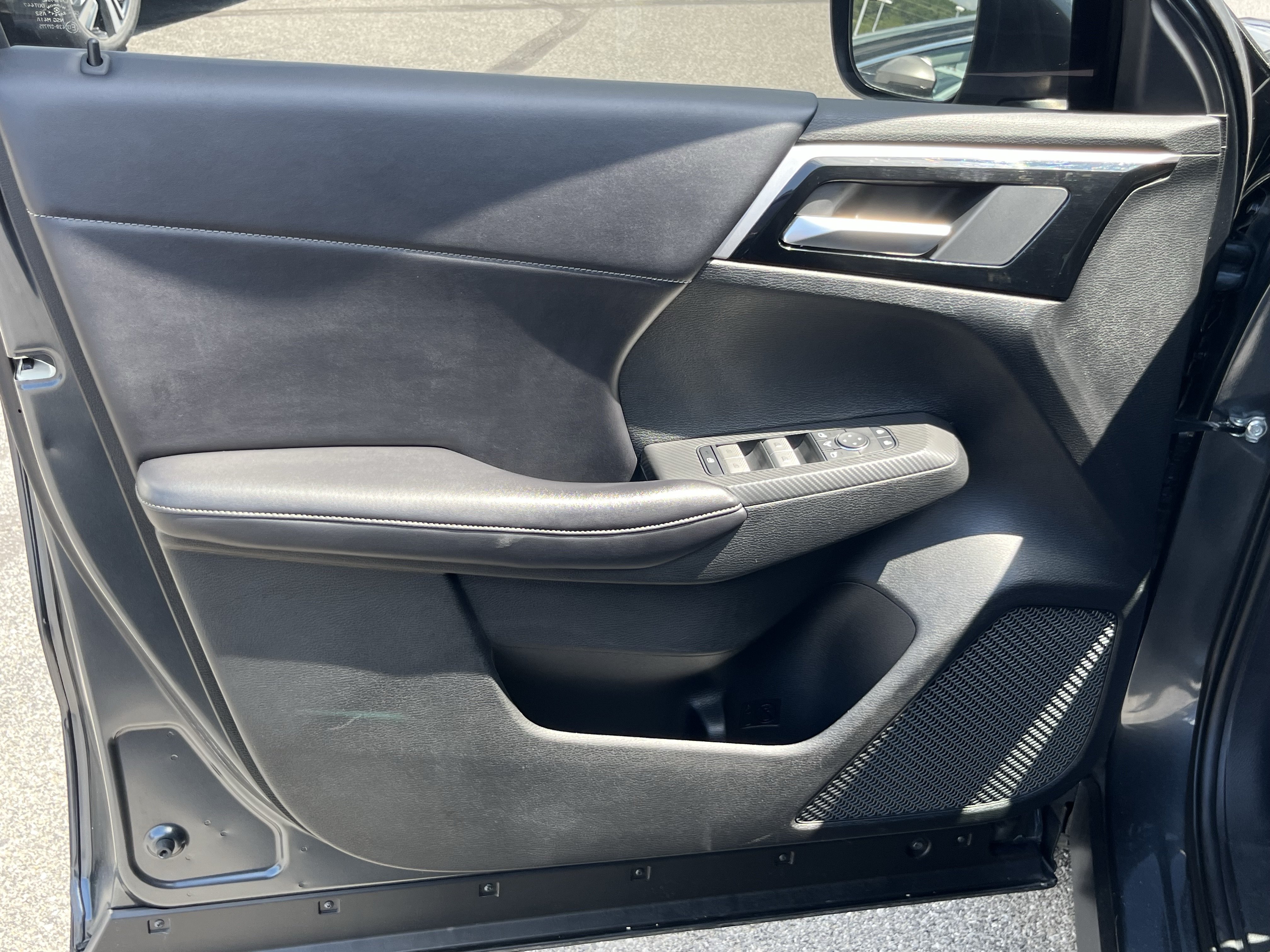 Used 2024 Mitsubishi Outlander SE AWD/4WD image 20
