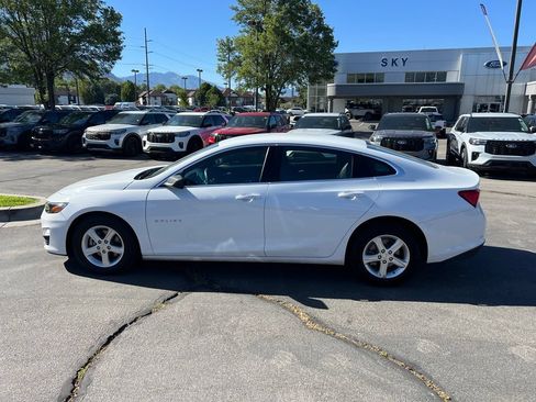 Used 2024 Chevrolet Malibu LS FWD image 13