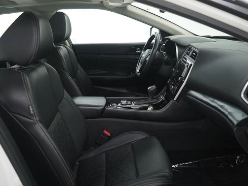 Used 2023 Nissan Maxima Platinum FWD image 12