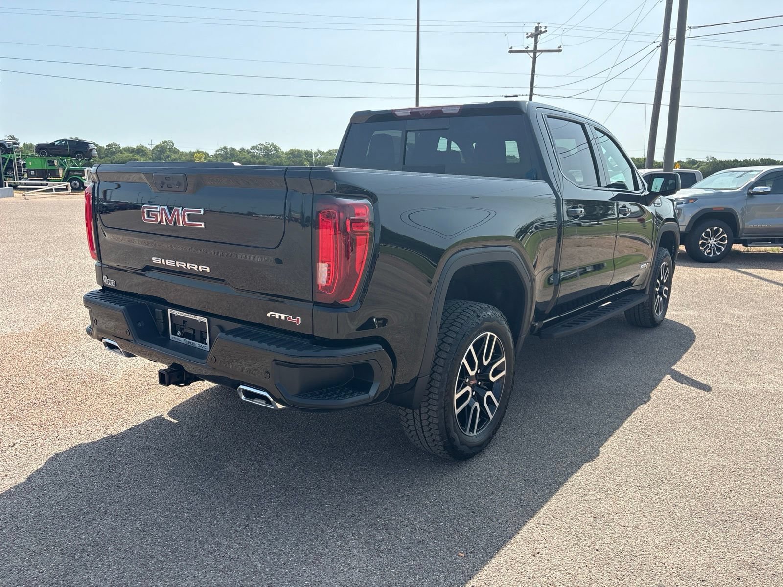 New 2026 GMC Sierra 1500 AT4 w/ AT4 Premium Package AWD/4WD image 6
