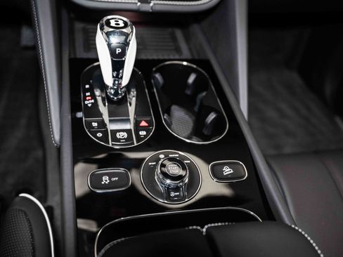 Used 2024 Bentley Bentayga S V8 image 37