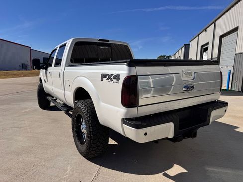 Used 2014 Ford F350 Platinum image 4