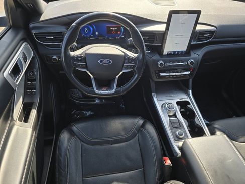 Used 2020 Ford Explorer ST w/ ST Street Pack image 29
