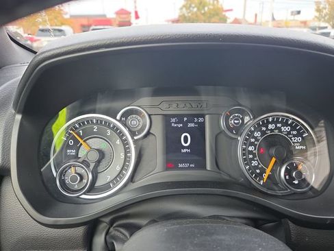 Used 2022 RAM 1500 Big Horn image 11