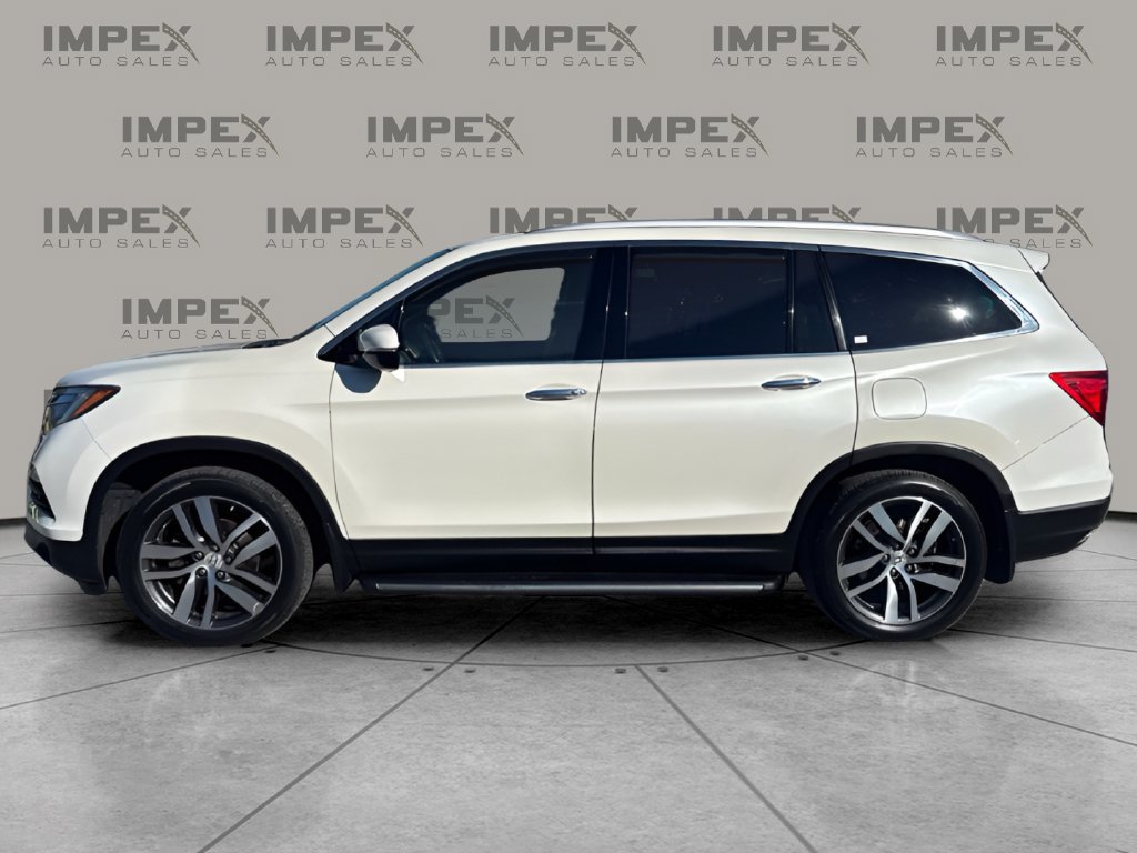 Used 2017 Honda Pilot Touring image 2