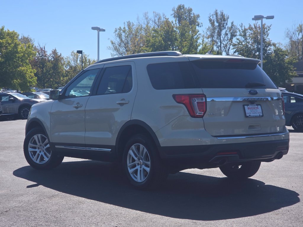 Used 2018 Ford Explorer XLT w/ Equipment Group 202A AWD/4WD image 23