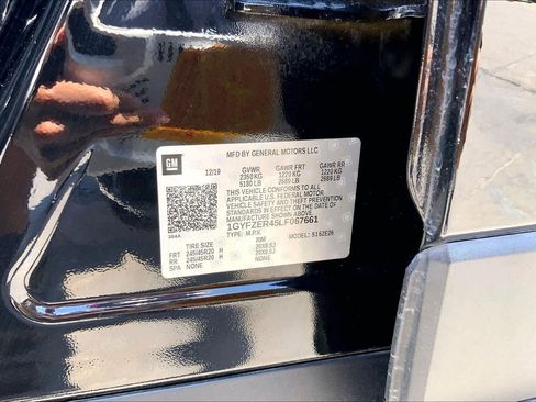 Used 2020 Cadillac XT4 Sport w/ Cold Weather Package FWD image 35