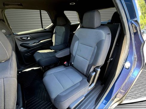 Used 2022 Chevrolet Traverse LT AWD/4WD image 14