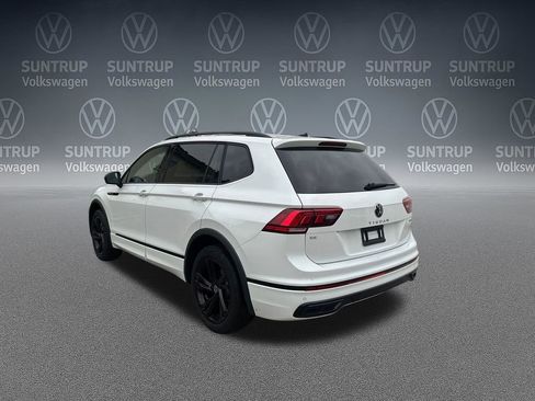 Used 2024 Volkswagen Tiguan SE R-Line w/ MDO Package, Two-Row AWD/4WD image 37