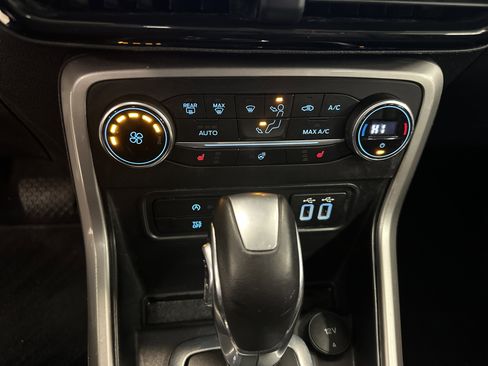 Used 2018 Ford EcoSport Titanium w/ Titanium Cold Weather Package image 30