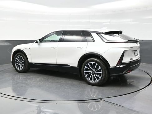 Certified 2024 Cadillac Lyriq Sport AWD/4WD image 4
