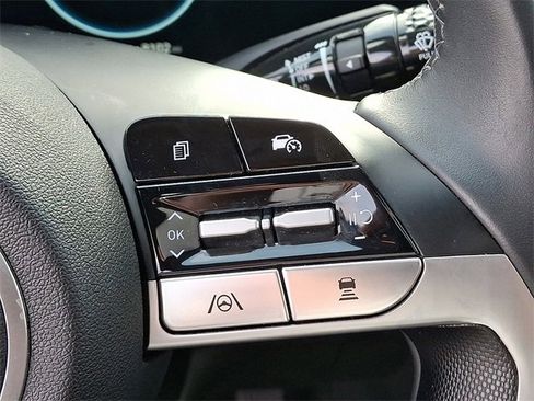 Certified 2024 Hyundai Elantra SEL w/ Convenience Package image 23