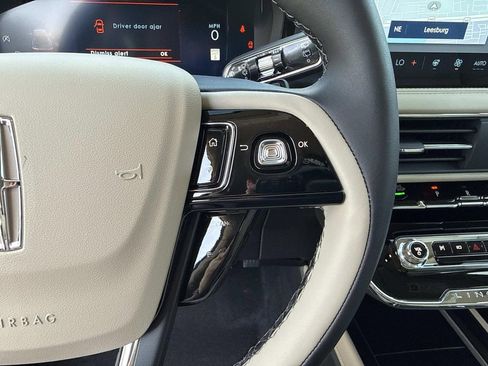 New 2026 Lincoln Corsair Premiere image 29