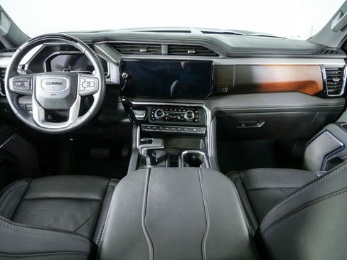 Used 2024 GMC Sierra 1500 Denali AWD/4WD image 21