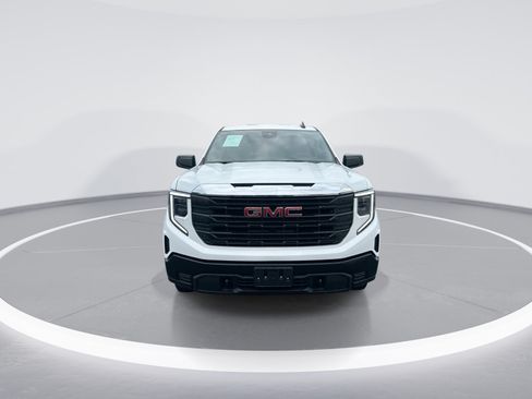 Used 2024 GMC Sierra 1500 Pro w/ Convenience Package AWD/4WD image 3