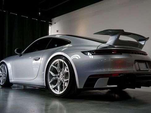 Used 2023 Porsche 911 Carrera T image 35