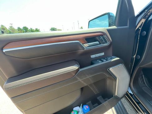 Certified 2023 GMC Sierra 1500 Denali w/ Technology Package AWD/4WD image 16