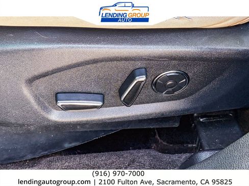 Used 2017 Ford Explorer Platinum AWD/4WD image 21
