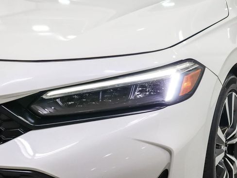 Used 2025 Honda Civic Sport image 7