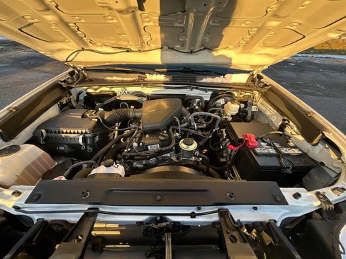 Used 2023 Toyota Tacoma SR w/ SR Convenience Package image 35