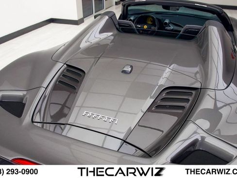 Used 2022 Ferrari F8 Tributo RWD image 27