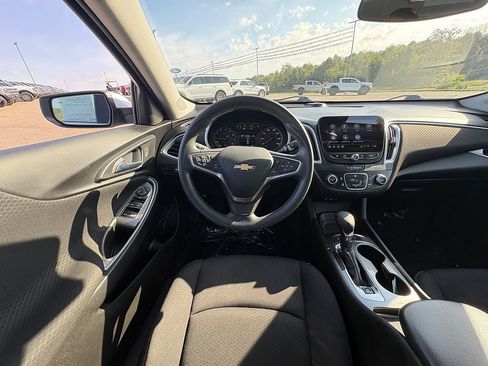 Used 2023 Chevrolet Malibu LS w/ Driver Confidence Package FWD image 21