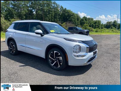 New 2025 Mitsubishi Outlander SEL
