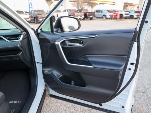 Certified 2022 Toyota RAV4 XLE image 53