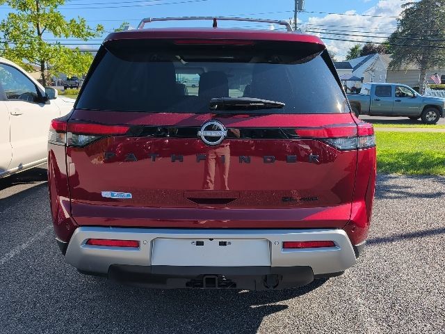 Used 2024 Nissan Pathfinder SL w/ SL Premium Package AWD/4WD image 4