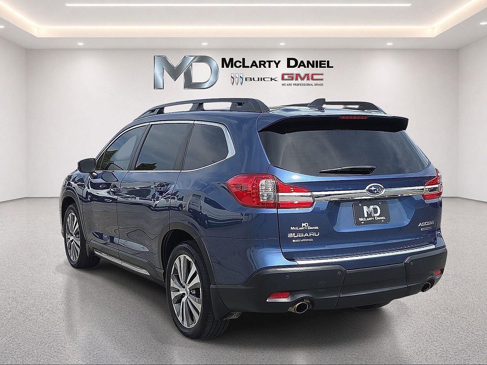 Used 2020 Subaru Ascent Limited w/ Technology Package AWD/4WD image 13
