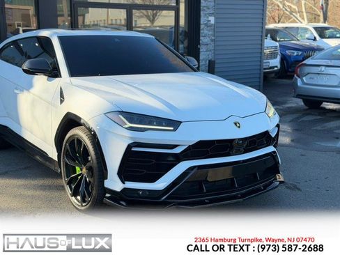 Used 2022 Lamborghini Urus image 8