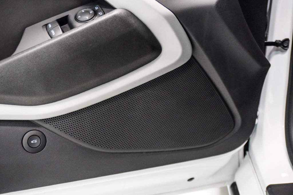 Used 2023 Chevrolet Camaro SS RWD image 13