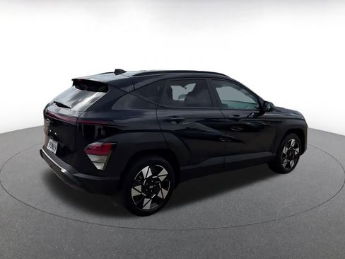Used 2025 Hyundai Kona SEL image 15