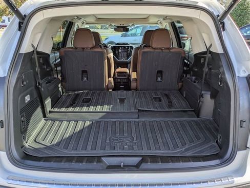 Used 2024 Subaru Ascent Touring image 13