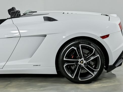 Used 2013 Lamborghini Gallardo LP 560-4 AWD/4WD image 9