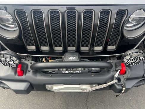 Used 2020 Jeep Wrangler Unlimited Rubicon w/ Quick Order Package 28Y Recon AWD/4WD image 3