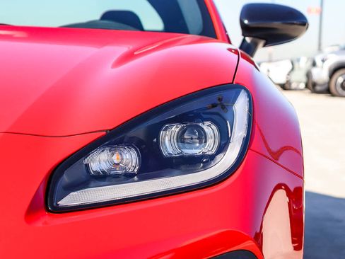 Used 2022 Toyota GR86 Premium image 7