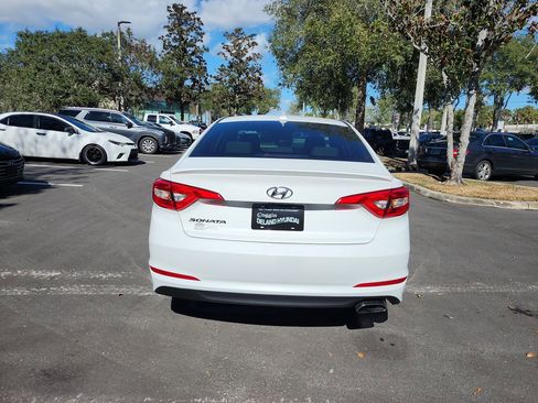 Used 2017 Hyundai Sonata SE image 4