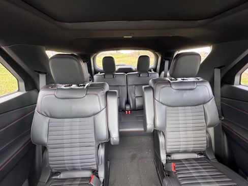 New 2026 Ford Explorer ST-Line w/ ST-Line Street Pack image 21