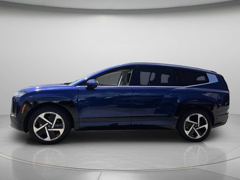 Certified 2026 Hyundai Ioniq 9 Limited AWD/4WD image 3