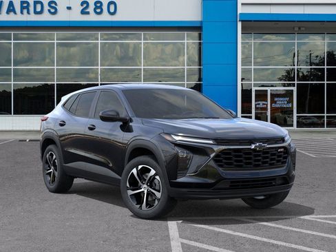 New 2026 Chevrolet Trax RS image 7