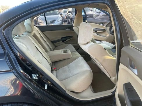Used 2010 Honda Accord LX image 10