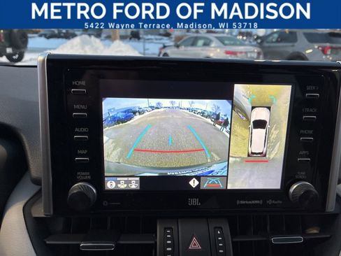 Used 2021 Toyota RAV4 Limited image 23