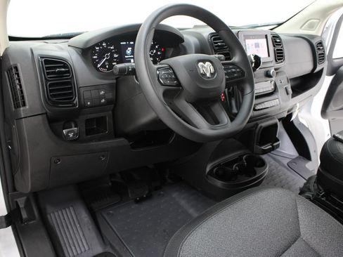 Used 2025 RAM ProMaster 2500 w/ Safety Group FWD image 9