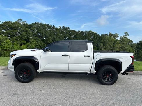 Certified 2025 Toyota Tacoma TRD Pro AWD/4WD image 3