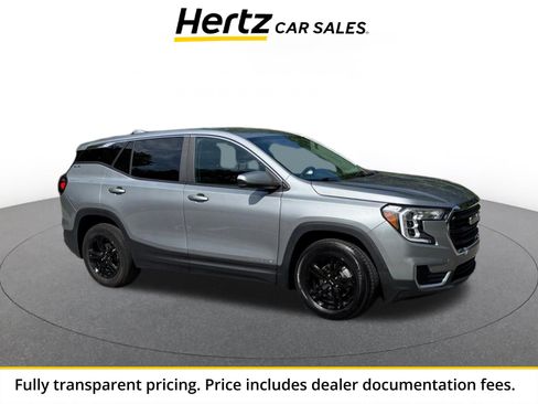 Used 2024 GMC Terrain SLE FWD image 1